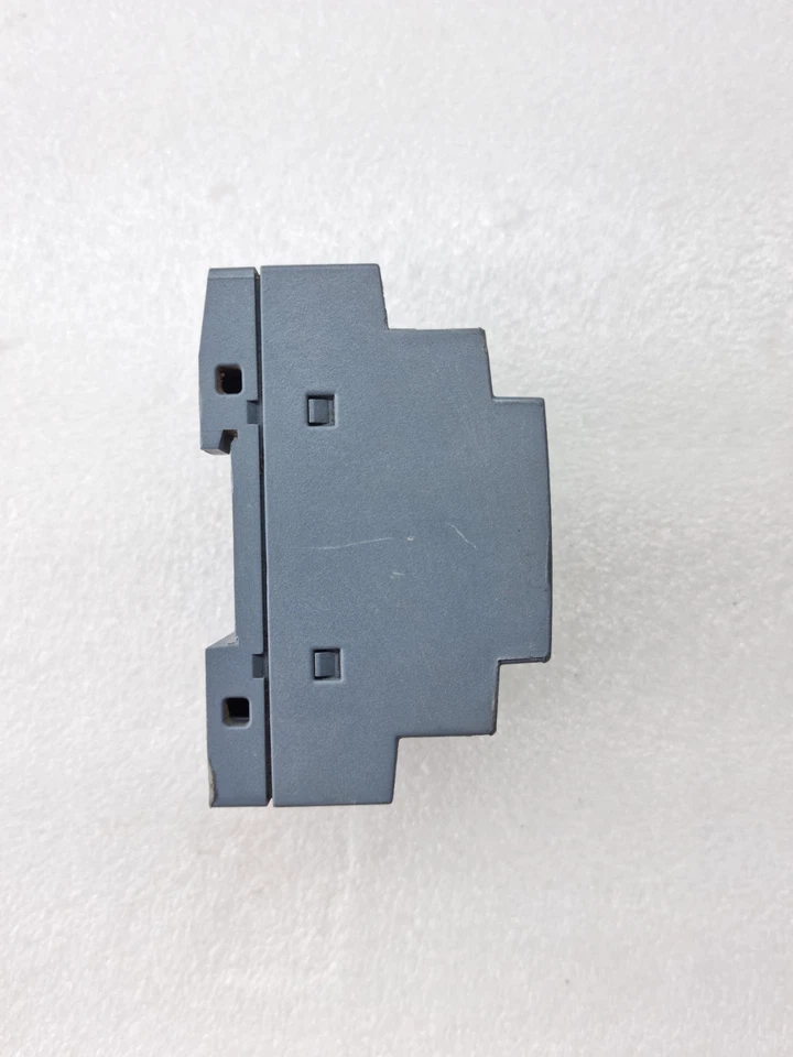 USED WORKING SIEMENS LOGO 12/24RCE 6ED1052-2MD08-0BA1 DC 12/24V 6ED10522MD080BA1